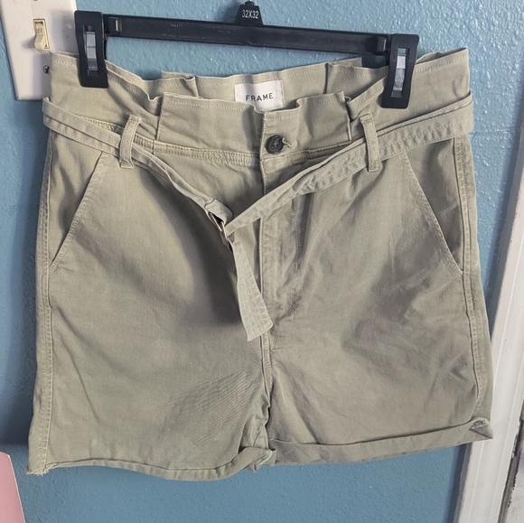 Frame Denim Light Olive Belted Shorts - Picture 1 of 3